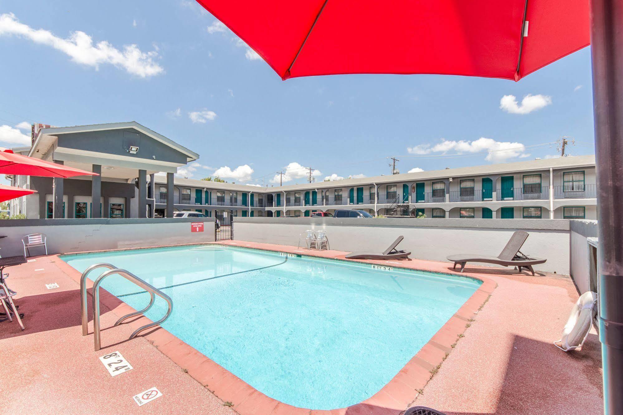 Rodeway Inn University Austin Esterno foto